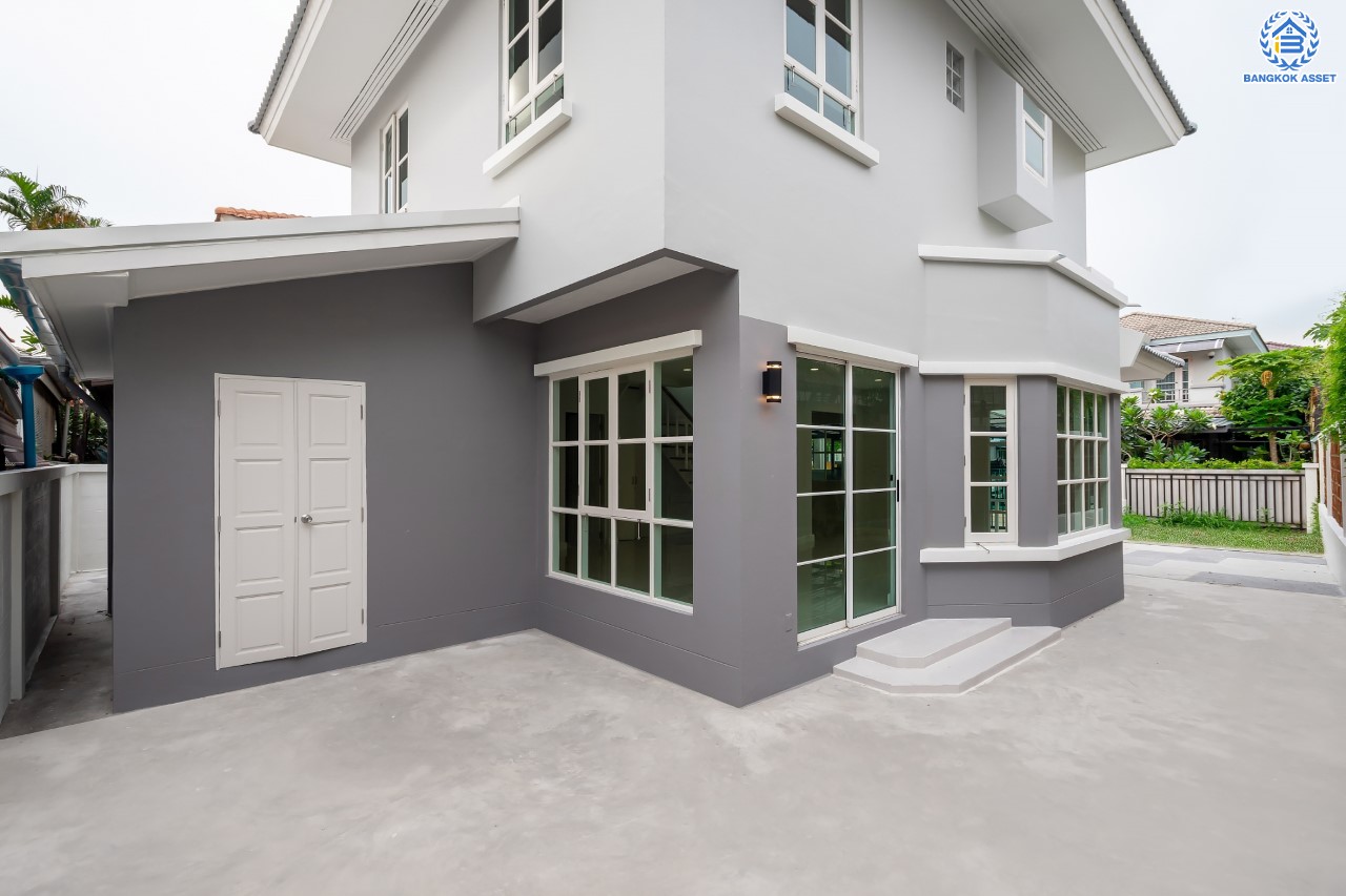 บ้านมือสองตกแต่งใหม่ แบรนด์ LH ม.ชัยพฤกษ์ บางบัวทอง หลังมุม เนื้อที่ 57.7 ตร.ว. ฟังก์ชัน 3 ห้องนอน 2 ห้องน้ำ จอดรถ 2 คัน พร้อม facilities ครบครัน บนทำเลเดินทางสะดวก ติดถนนบางกรวย-ไทรน้อย ใกล้เซ็นทรัลเวสต์เกต และรถไฟฟ้าสายสีม่วง "สถานีบางพลู"